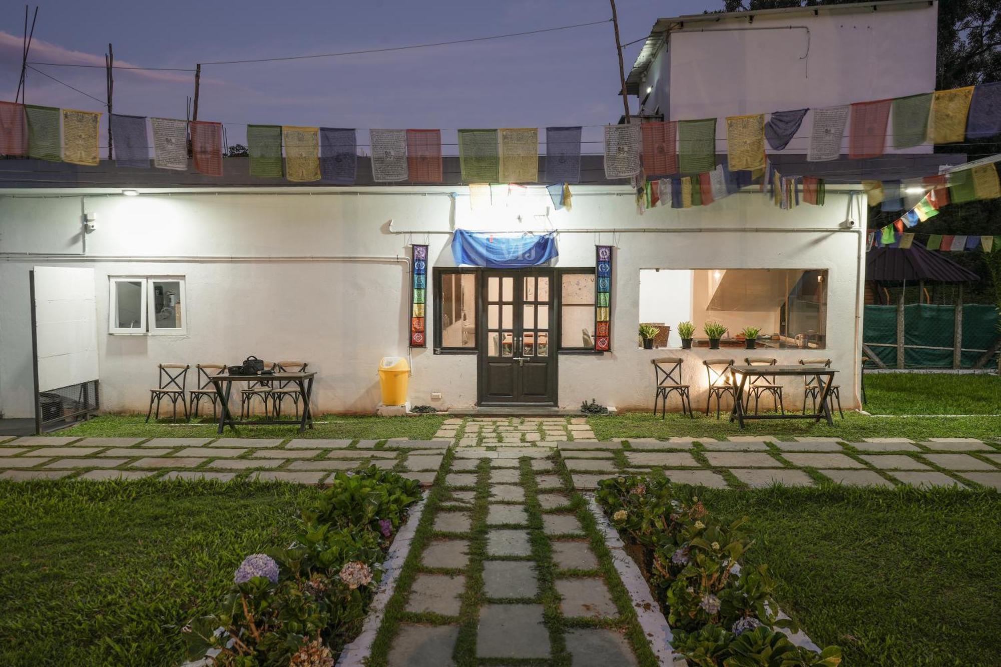 The Door To Nirvana Cottages Coonoor Ngoại thất bức ảnh
